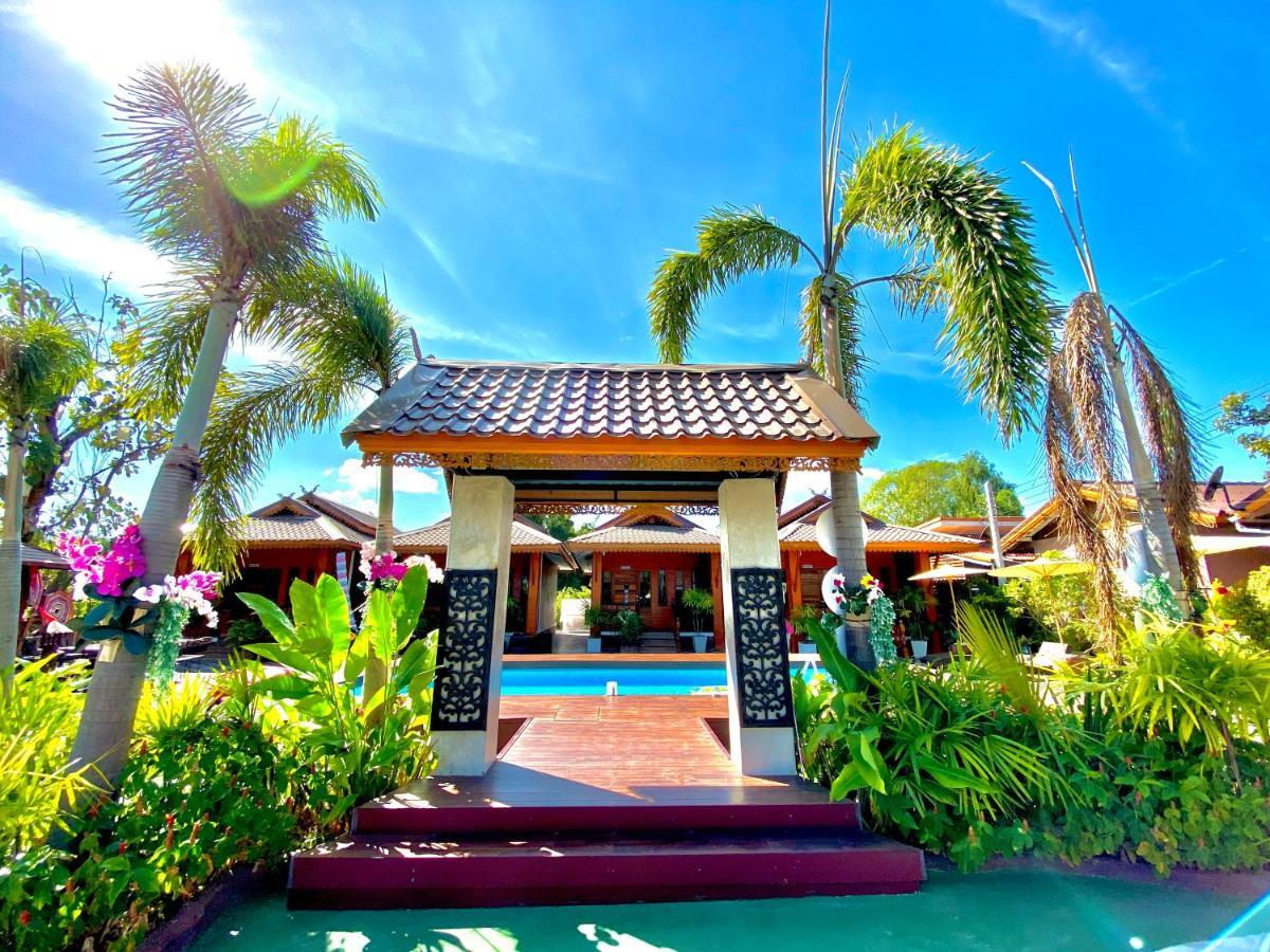 Khum Lanna Boutique Hotel Sisaket Exterior foto